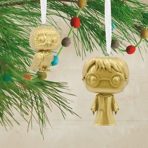 Hallmark 2022 Funko Pop Harry Potter and Hedwig Christmas Ornament Chase Gold